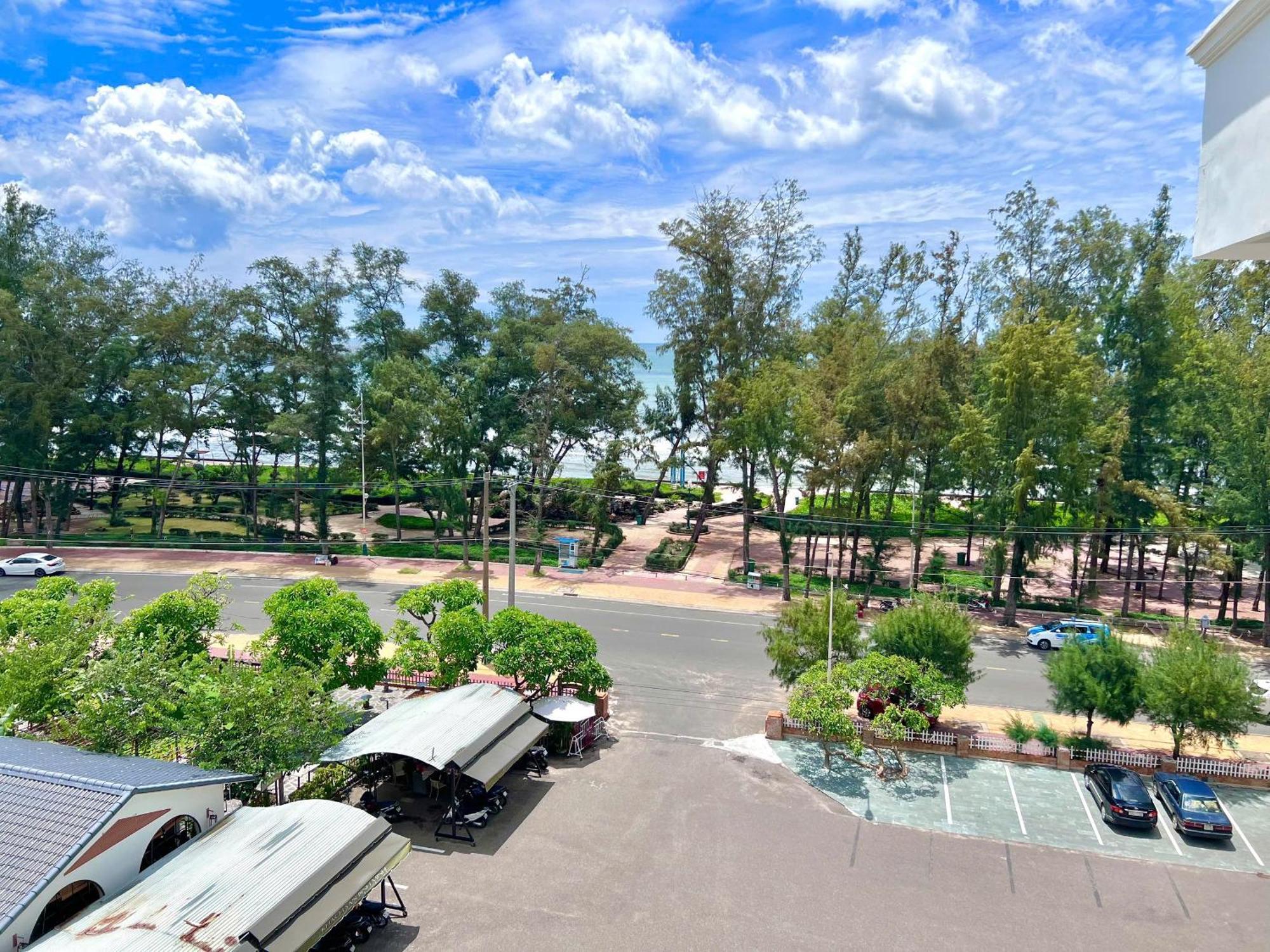 Khach San Binh Minh Otel Phan Thiet Dış mekan fotoğraf