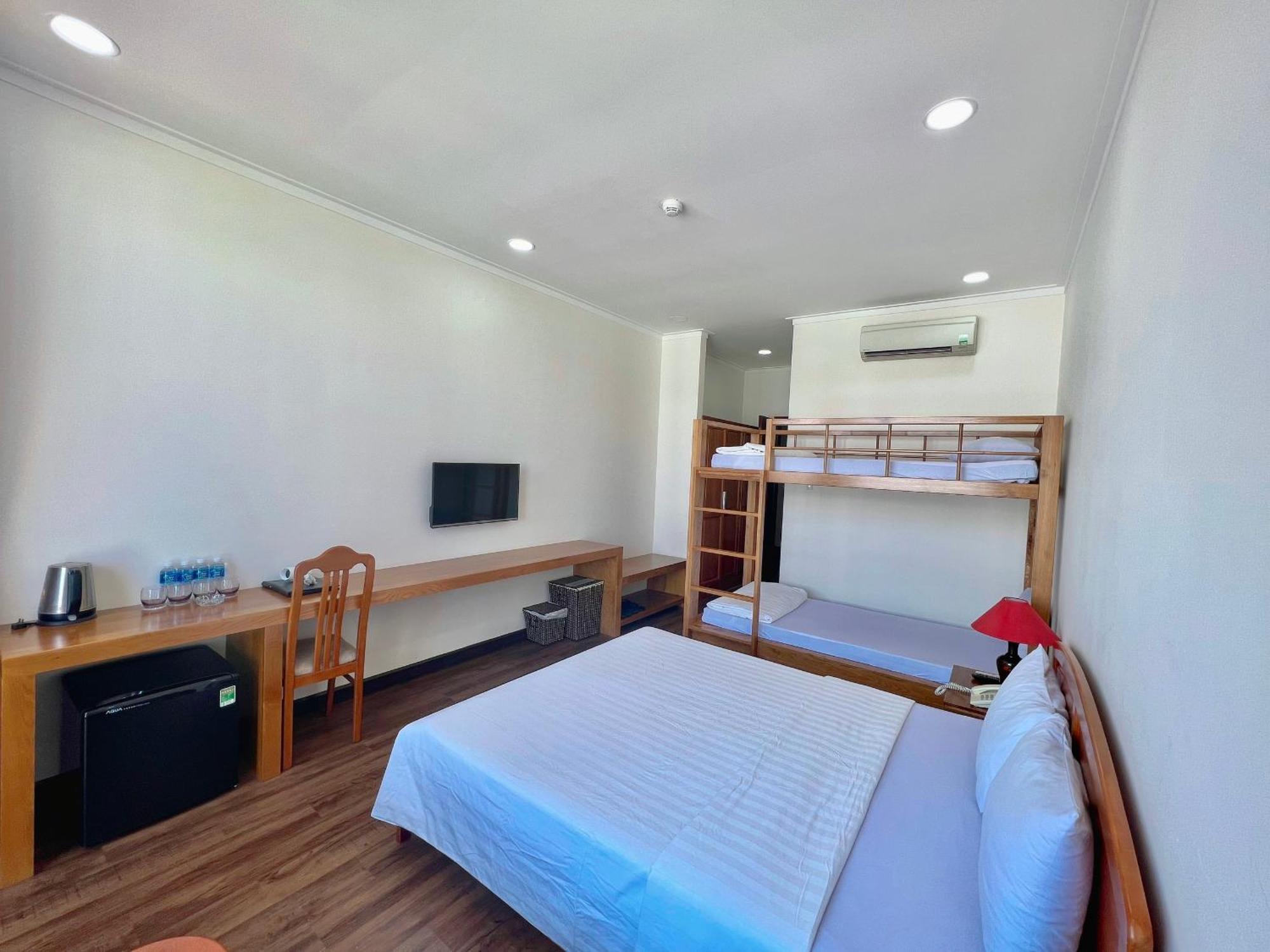 Khach San Binh Minh Otel Phan Thiet Dış mekan fotoğraf